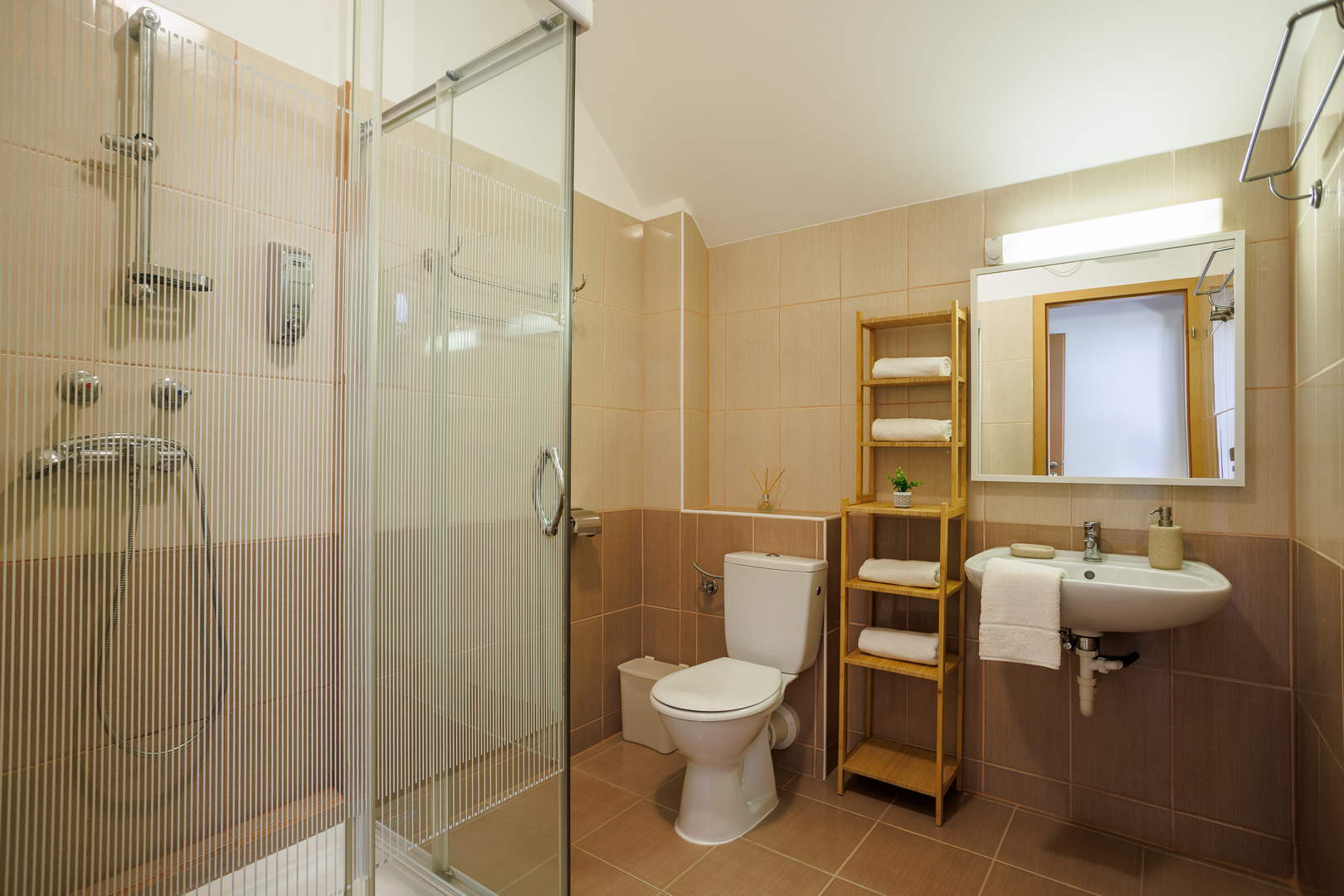 kilátás az udvarra